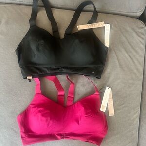 NWT Victoria's Secret Love Cloud medium Black Maroon purple Wireless sports bras